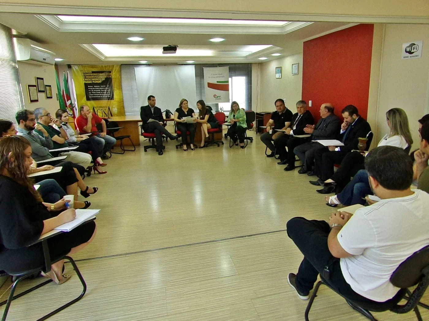 Com café de boas-vindas, Acisa recepciona novos associados