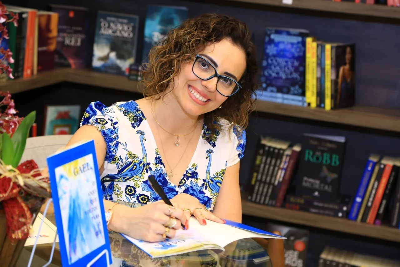 Anne Scher lança seu livro Gael, O Anjo que Voltou para o Céu