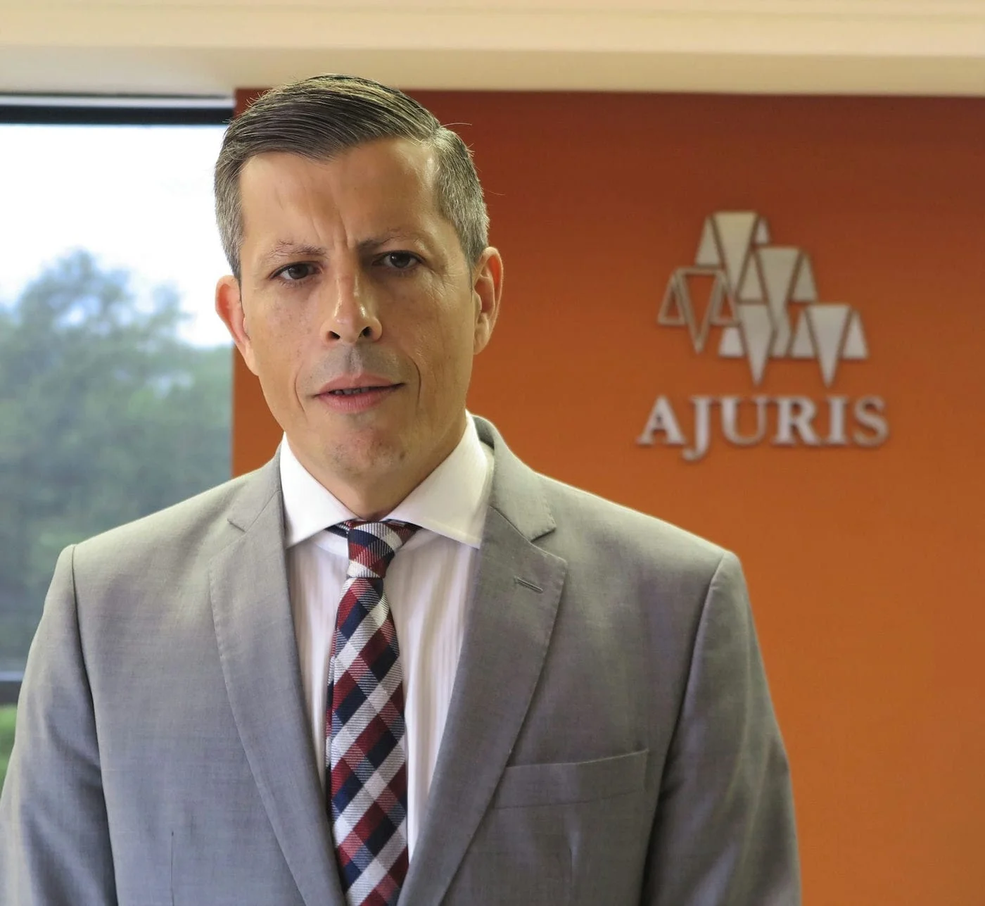 Juiz Orlando Faccini Neto é eleito Presidente da Ajuris para o biênio 2020/2021
