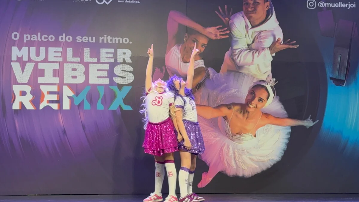 Maria Antônia participa do maior festival de dança do mundo